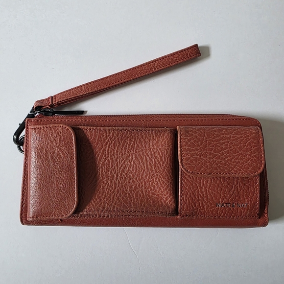 Matt & Nat Papaya Wallet - Picture 1 of 2